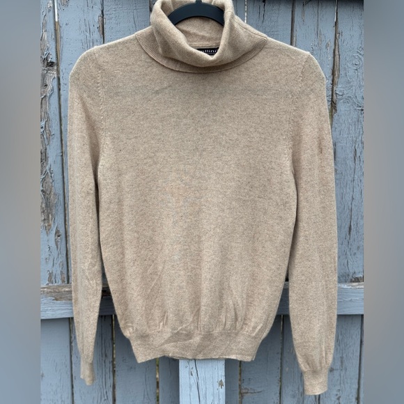 Avellini 100% Cashmere Sweater Women’s Medium Beige Long Sleeve Cowl Neck Luxury - Picture 6 of 7